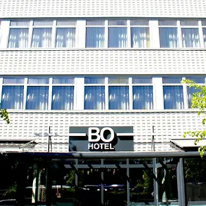 Bo Hamburk